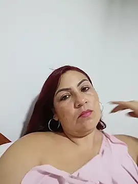 Agata Traviesa online show from 07-04-26, 01:23