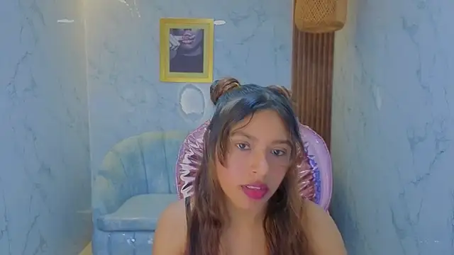Snapshot of lisa_s1 chatting on 06-12-26, 07:57 lisa s1 online show from 06-12-26, 07:57