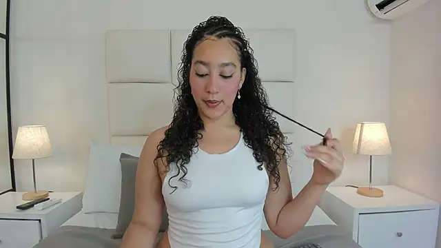 NaomiCambels online show from 07-01-26, 07:02