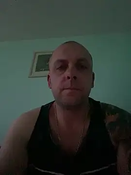 Snapshot of Agrus90 chatting on 06-09-26, 07:14 Agrus90 online show from 06-09-26, 07:14