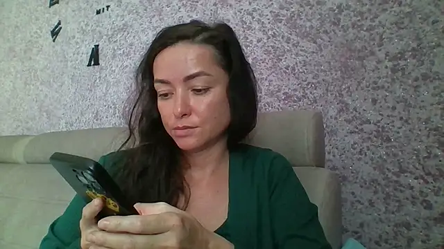 Snapshot of Mia_Salamanka chatting on 06-20-26, 06:16 Mia Salamanka online show from 06-20-26, 06:16