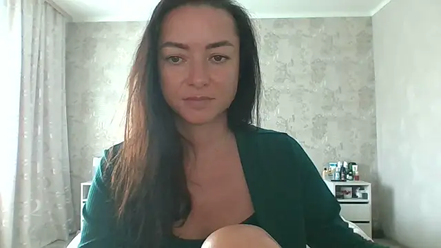 Snapshot of Mia_Salamanka chatting on 06-23-26, 06:11 Mia Salamanka online show from 06-23-26, 06:11