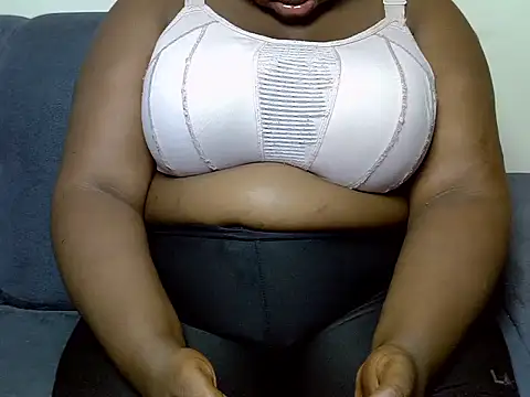 Snapshot of Tashazbabe chatting on 07-09-26, 02:54 Tashazbabe online show from 07-09-26, 02:54