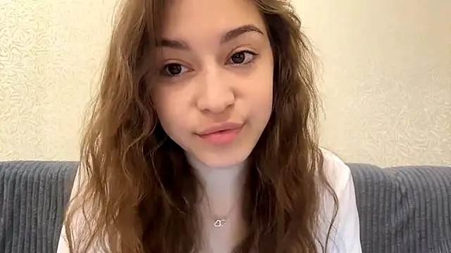 Snapshot of PrincessEIina chatting on 06-25-26, 08:08 PrincessEIina online show from 06-25-26, 08:08