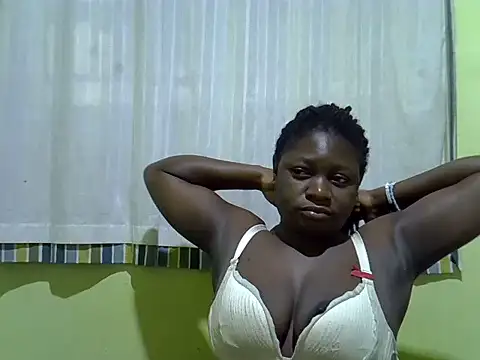Snapshot of CURVY-CORAZZON chatting on 07-16-26, 04:40 CURVY-CORAZZON online show from 07-16-26, 04:40