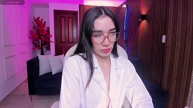 Emma caarter  online show from 06-26-26, 03:11