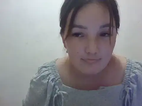 Snapshot of AnelyaMaya chatting on 06-15-26, 06:43 AnelyaMaya online show from 06-15-26, 06:43