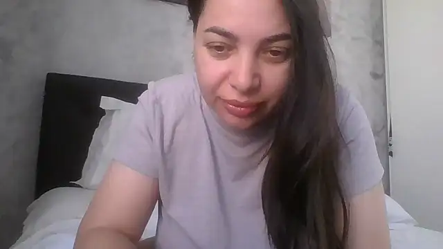 Snapshot of ANABELLA87 chatting on 06-15-26, 02:52 ANABELLA87 online show from 06-15-26, 02:52