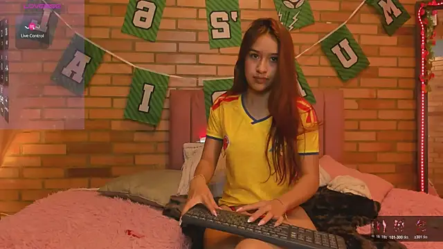 Julieta moretti online show from 07-04-26, 03:24