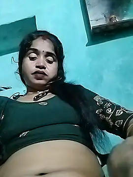 Snapshot of Cut_simran56 chatting on 07-24-26, 04:38 Cut simran56 online show from 07-24-26, 04:38