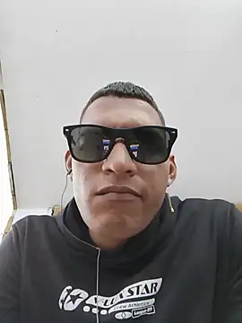 Snapshot of Juniorluzardo chatting on 07-10-26, 05:37 Juniorluzardo online show from 07-10-26, 05:37