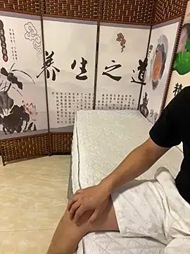 Snapshot of qujing002 chatting on 07-20-26, 01:46 qujing002 online show from 07-20-26, 01:46