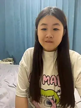 Snapshot of fang-101 chatting on 06-17-26, 03:35 fang-101 online show from 06-17-26, 03:35