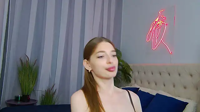 NicolSkye online show from 06-30-26, 05:03