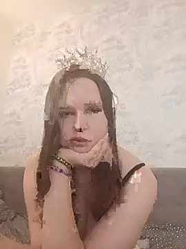 Snapshot of Sara_liss chatting on 07-14-26, 10:21 Sara liss online show from 07-14-26, 10:21