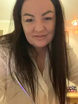 Rita kis online show from 06-19-26, 08:01