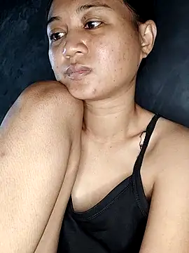 Rayya 4yy online show from 06-17-26, 06:16