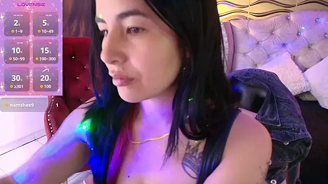 Snapshot of _Ninaharpper chatting on 06-16-26, 12:52 Ninaharpper online show from 06-16-26, 12:52