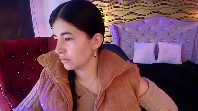 Snapshot of _Ninaharpper chatting on 07-10-26, 12:30 Ninaharpper online show from 07-10-26, 12:30