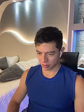 Snapshot of IanMancini chatting on 06-12-26, 12:04 IanMancini online show from 06-12-26, 12:04