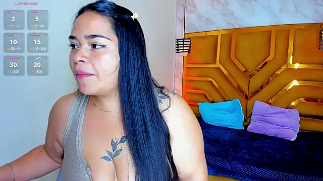 Violett Cinnamon online show from 07-15-26, 11:04