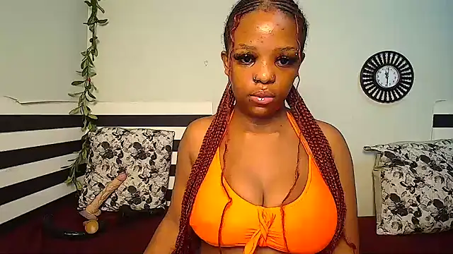 Snapshot of FreakyNubian chatting on 07-14-26, 04:50 FreakyNubian online show from 07-14-26, 04:50