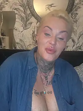 InkedMissLaBaehm online show from 06-15-26, 10:56