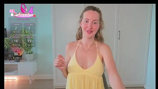 Snapshot of Sensual_orchid17 chatting on 07-10-26, 09:56 Sensual orchid17 online show from 07-10-26, 09:56
