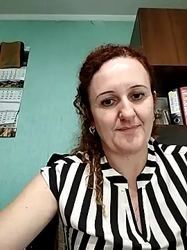 Snapshot of KarinaFlower99 chatting on 07-14-26, 12:44 KarinaFlower99 online show from 07-14-26, 12:44