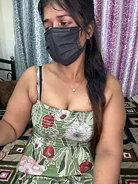 Snapshot of Gauri_Xx chatting on 07-18-26, 04:33 Gauri Xx online show from 07-18-26, 04:33
