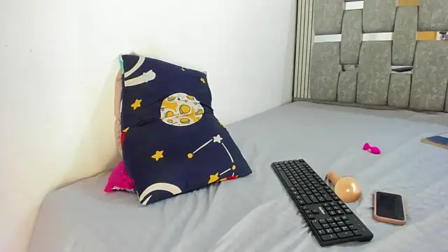 Snapshot of barbie__doll_09 chatting on 07-15-26, 08:03 barbie doll 09 online show from 07-15-26, 08:03