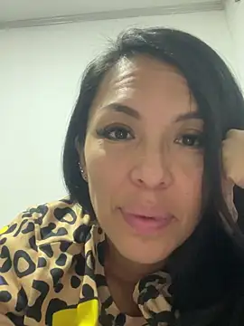 Snapshot of Anto_Castro chatting on 06-11-26, 05:27 Anto Castro online show from 06-11-26, 05:27