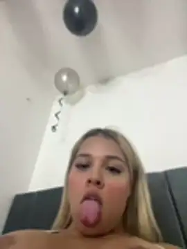 hannie- online show from 07-07-26, 04:48