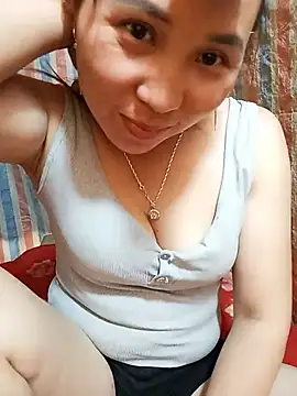 Snapshot of Chery99X chatting on 07-02-26, 07:14 Chery99X online show from 07-02-26, 07:14