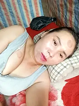 Snapshot of Chery99X chatting on 07-06-26, 06:43 Chery99X online show from 07-06-26, 06:43