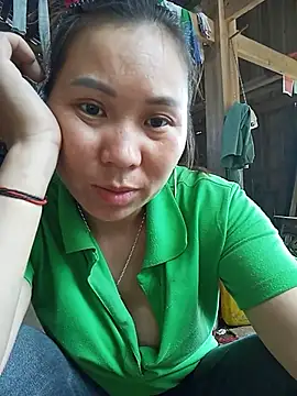 Snapshot of Chery99X chatting on 07-25-26, 01:58 Chery99X online show from 07-25-26, 01:58