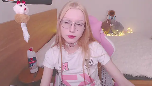 blush online show from 07-11-26, 01:03