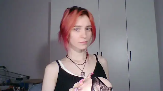 Snapshot of KayleneWesterberg chatting on 06-28-26, 03:07 KayleneWesterberg online show from 06-28-26, 03:07