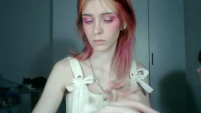 Snapshot of KayleneWesterberg chatting on 06-29-26, 03:12 KayleneWesterberg online show from 06-29-26, 03:12