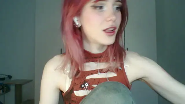 Snapshot of KayleneWesterberg chatting on 07-12-26, 03:03 KayleneWesterberg online show from 07-12-26, 03:03