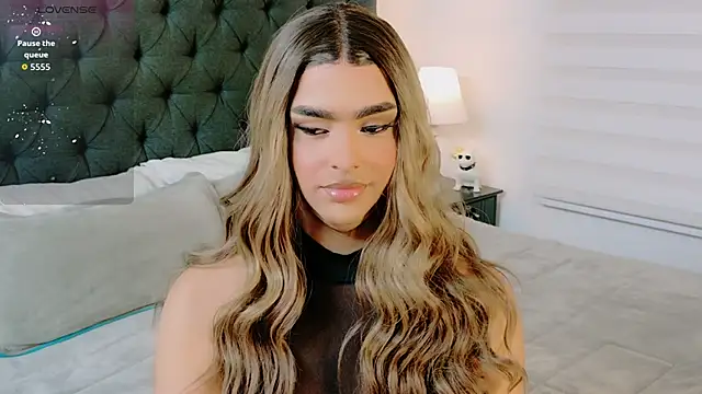 Scarlethvhonparker online show from 03-26-26, 04:07