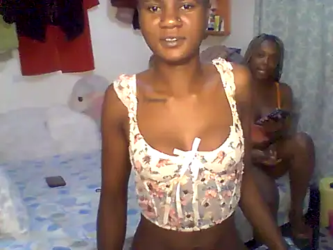Ladysweetness23 online show from 06-26-26, 01:32