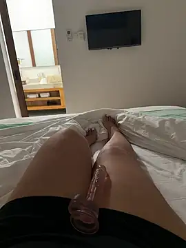 NiaBeurette online show from 06-11-26, 07:23