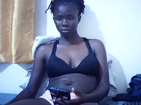 Snapshot of Queen_idd chatting on 07-06-26, 04:53 Queen idd online show from 07-06-26, 04:53