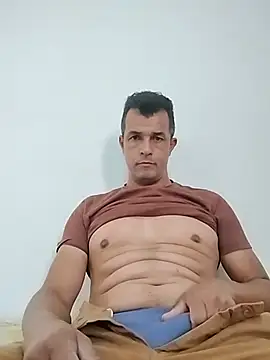 Snapshot of Leandrosafado chatting on 06-27-26, 01:17 Leandrosafado online show from 06-27-26, 01:17