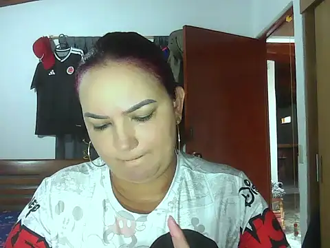 Snapshot of Ariel_691 chatting on 07-12-26, 05:37 Ariel 691 online show from 07-12-26, 05:37