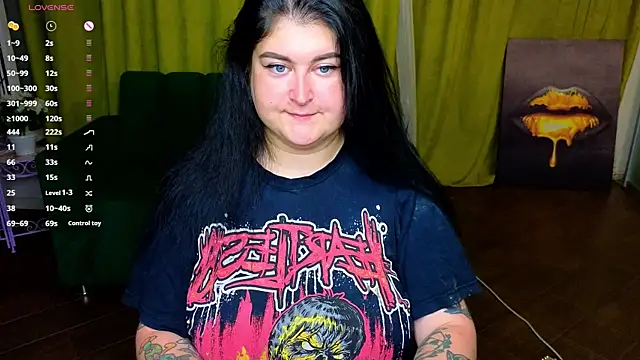 Snapshot of CessieBler chatting on 07-29-26, 05:44 CessieBler online show from 07-29-26, 05:44