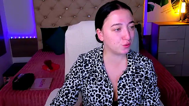 AVA MAXIMUS online show from 07-28-26, 04:52
