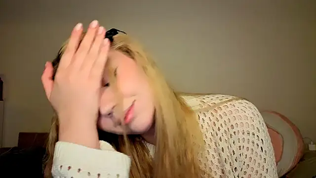 viyy online show from 06-18-26, 08:24