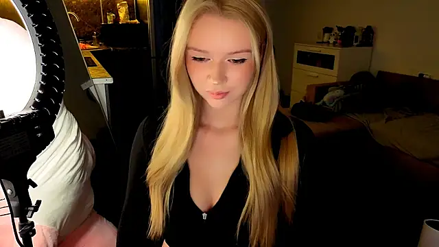 viyy online show from 07-25-26, 07:00